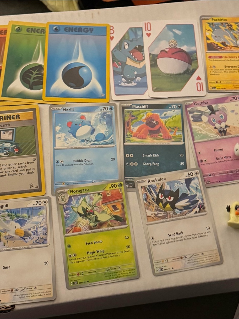 Pokémon Trading Card Collection - all pictured bundle with figures rare